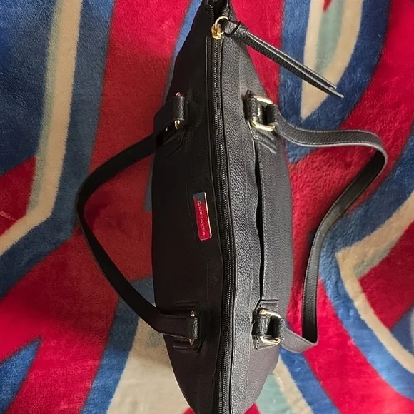 Liz Clairborne Black Shoulder Bag - Picture 4 of 10